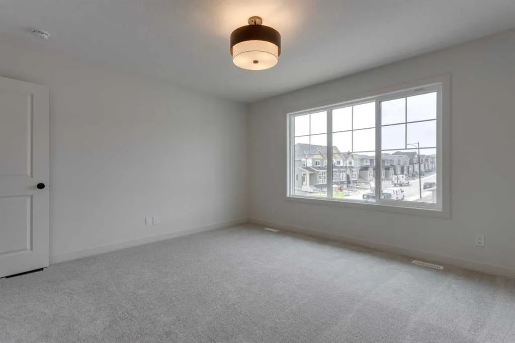 21 Bayview Mews SW