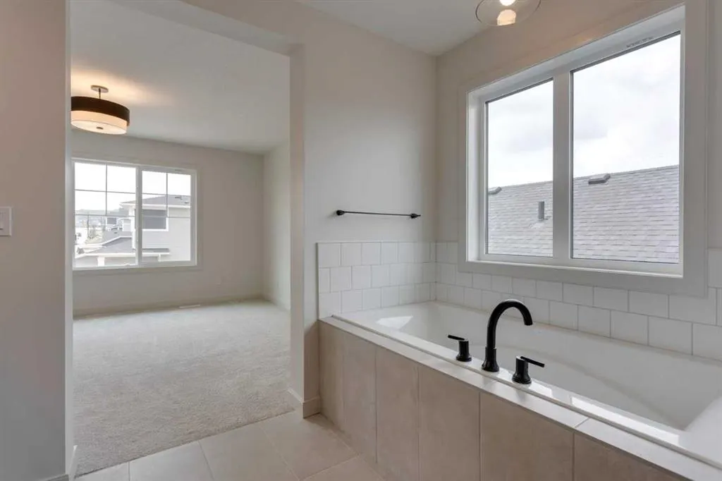 21 Bayview Mews SW