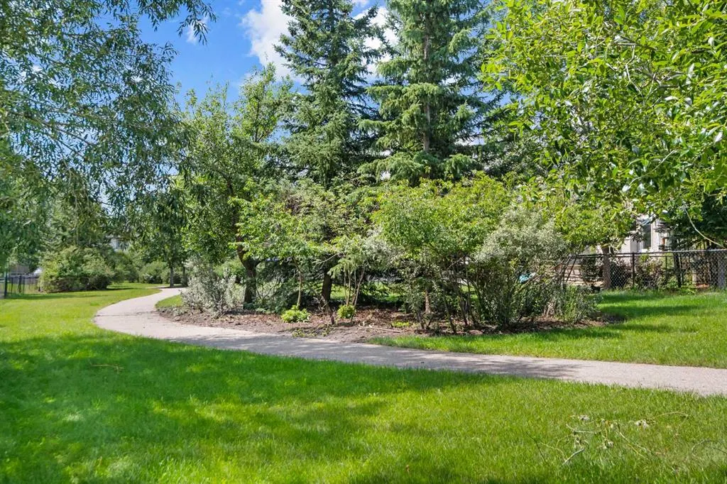 42 Drake Landing Drive