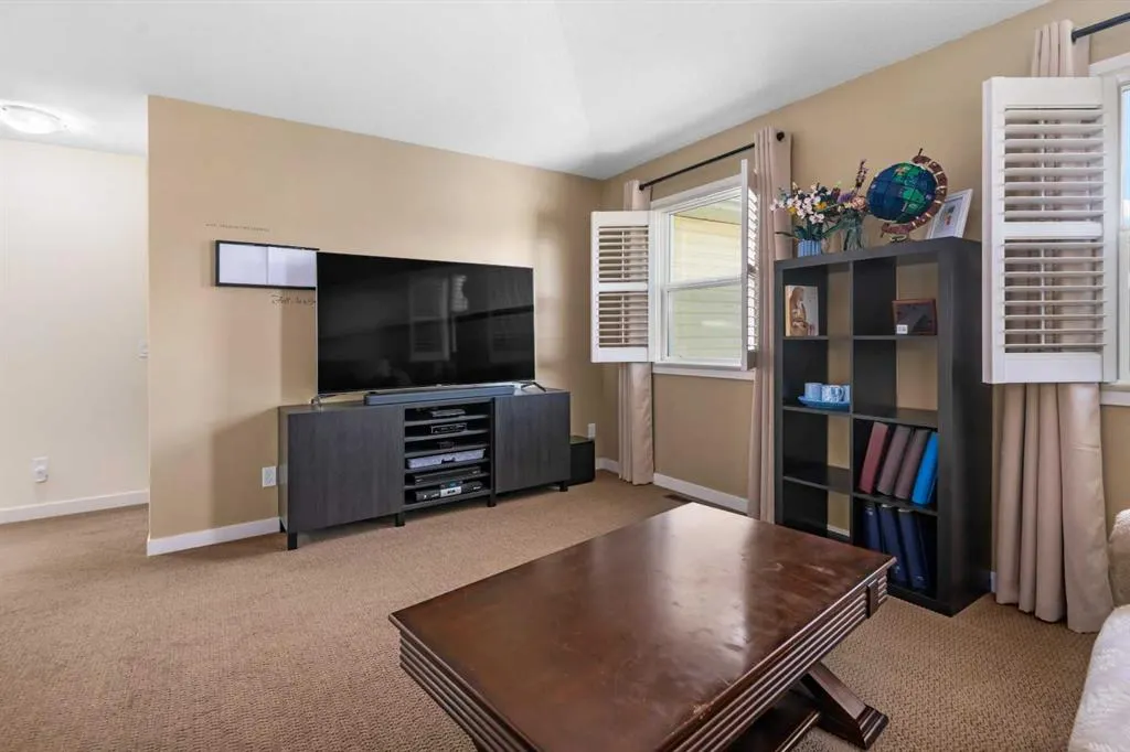 42 Drake Landing Drive