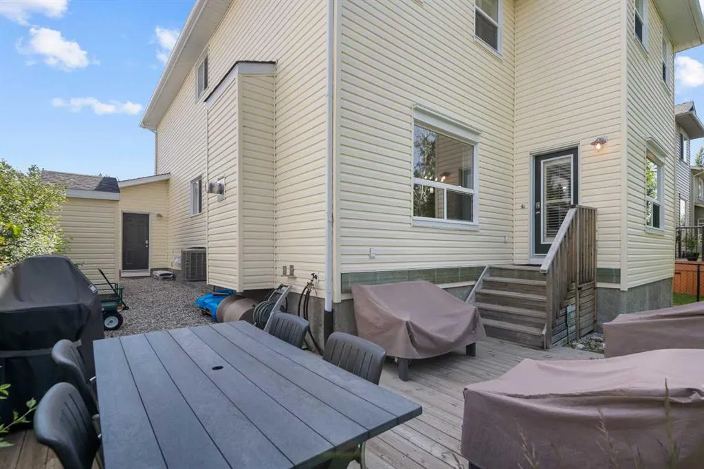 42 Drake Landing Drive