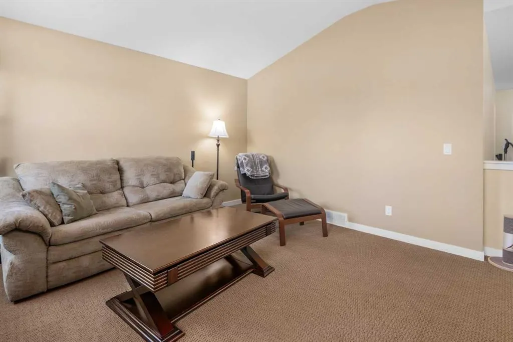 42 Drake Landing Drive