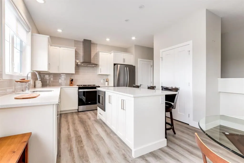 20 Silverado Crest Park SW, #220