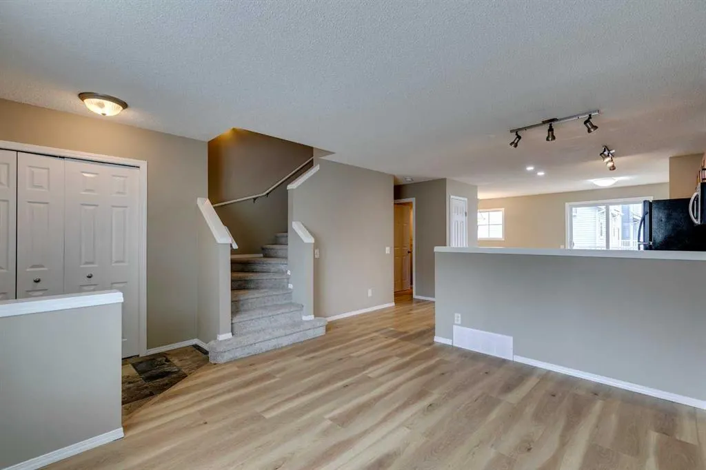 284 Elgin Gardens SE