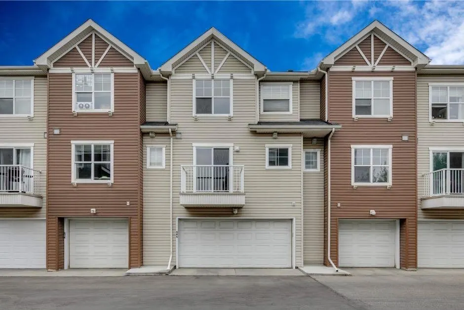 284 Elgin Gardens SE