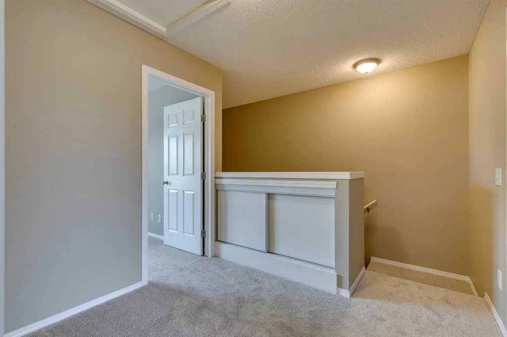 284 Elgin Gardens SE