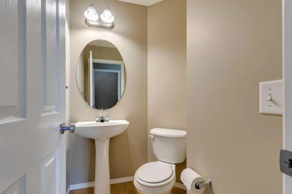 284 Elgin Gardens SE