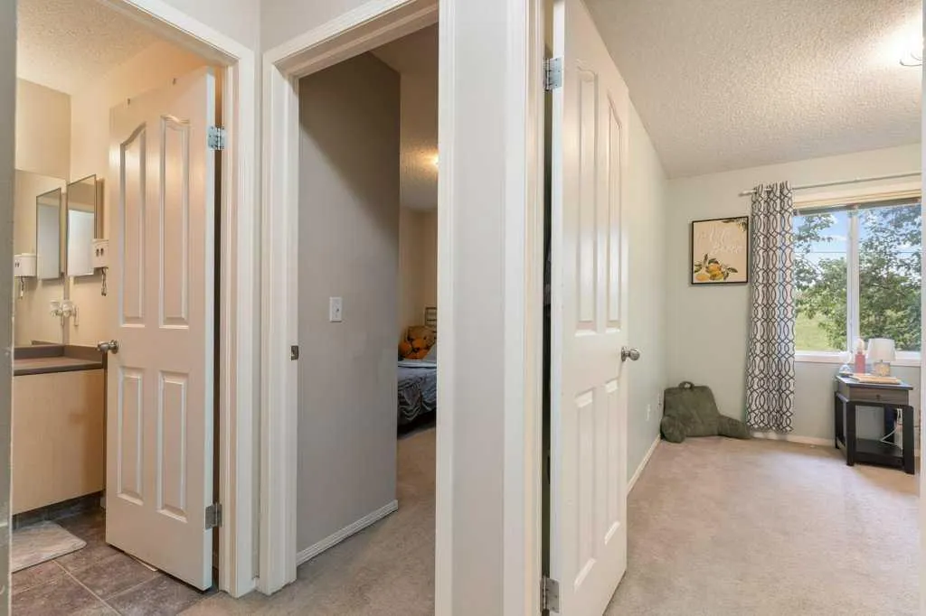 78 Citadel Meadow Gardens NW