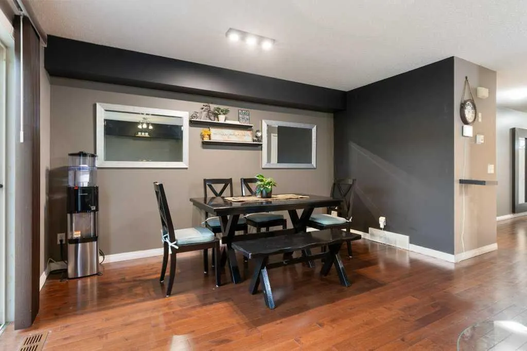 78 Citadel Meadow Gardens NW