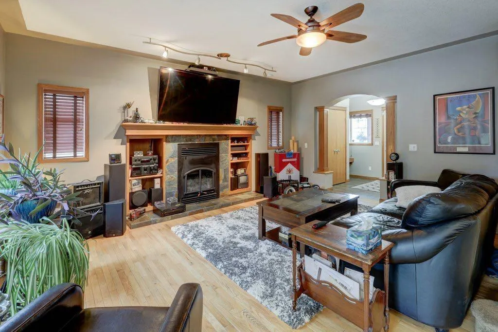 2617 Coopers Circle SW