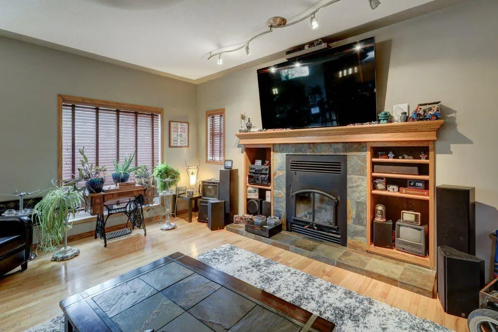 2617 Coopers Circle SW