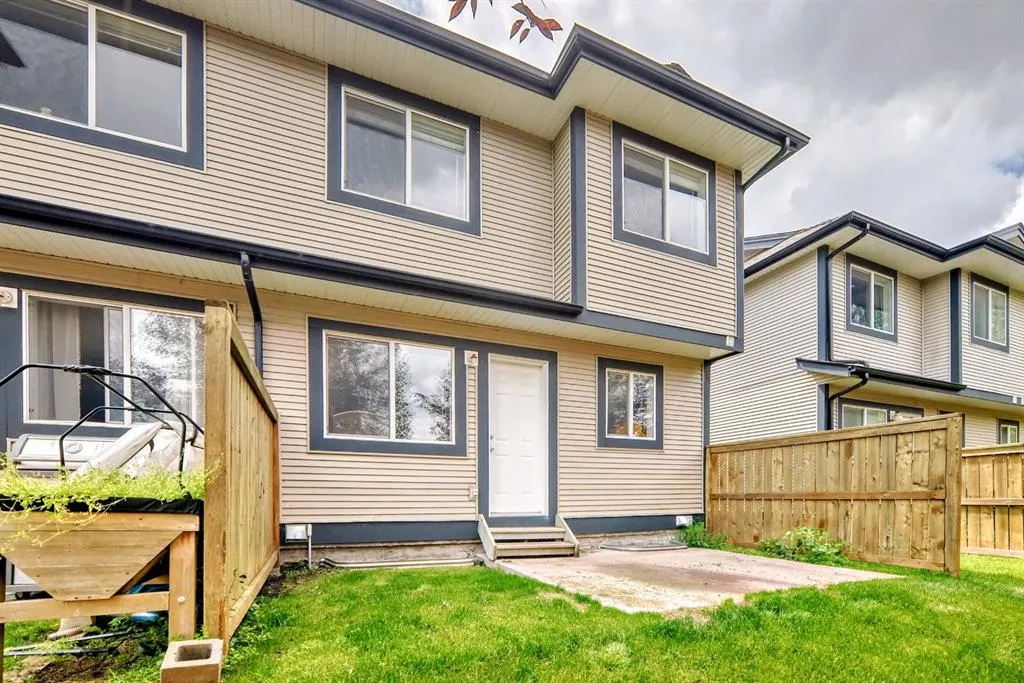 252 Stonemere Place