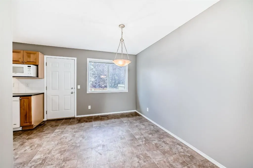 252 Stonemere Place