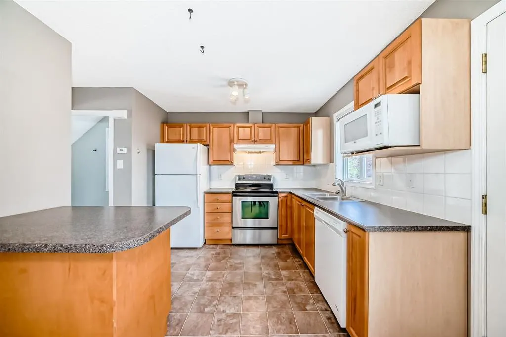 252 Stonemere Place