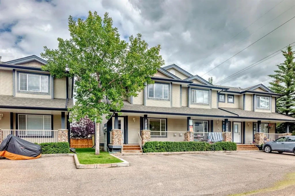 252 Stonemere Place