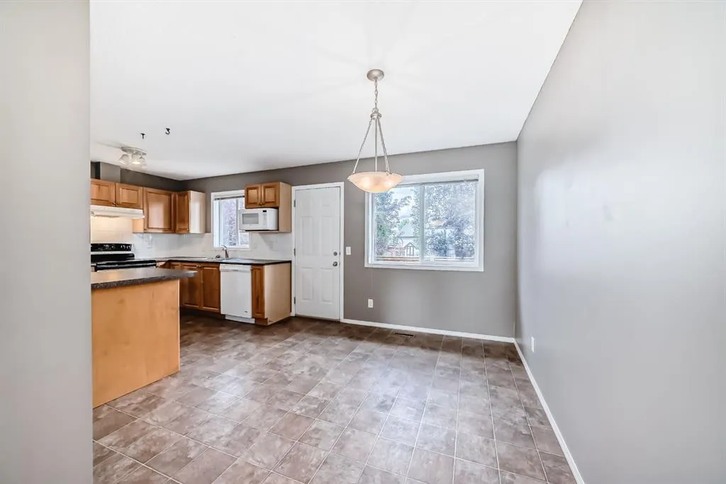 252 Stonemere Place