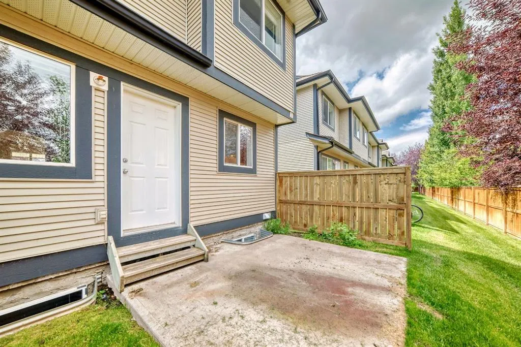 252 Stonemere Place