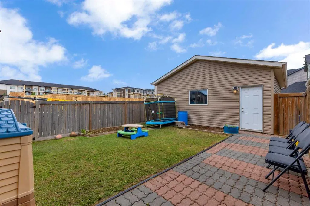 306 Skyview Ranch Road NE