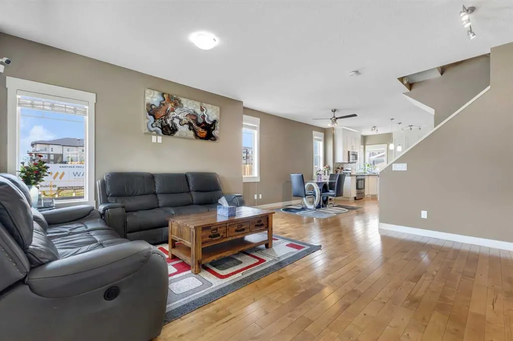 306 Skyview Ranch Road NE