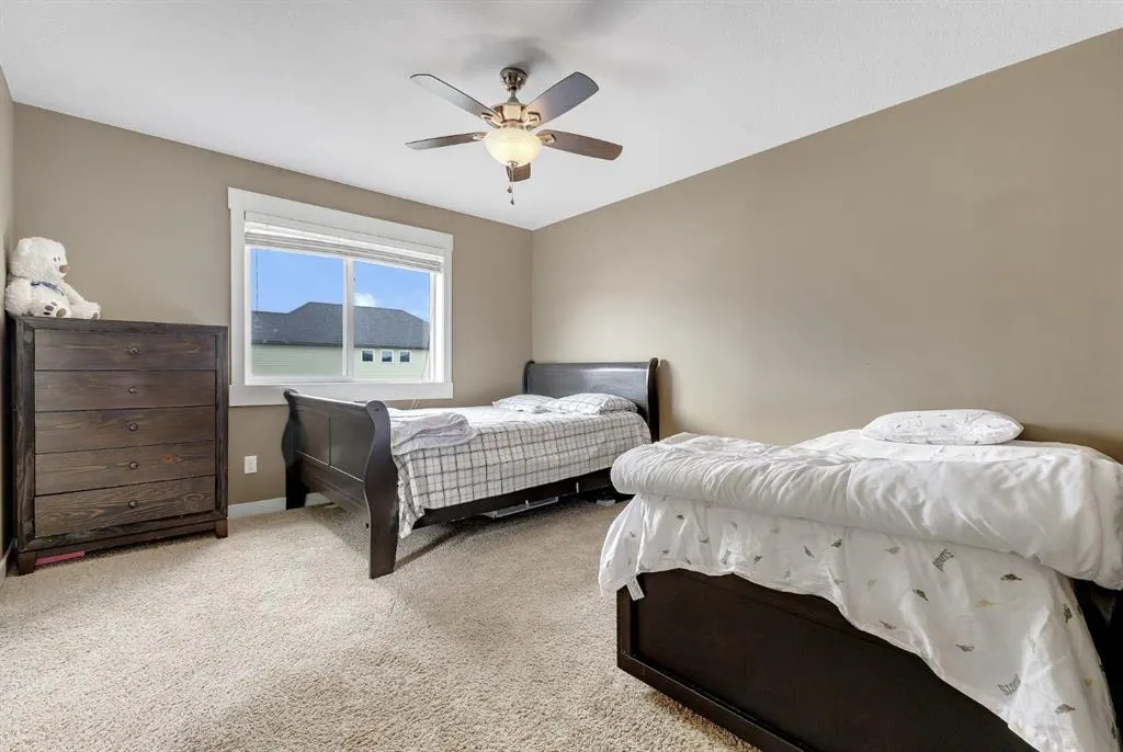 306 Skyview Ranch Road NE
