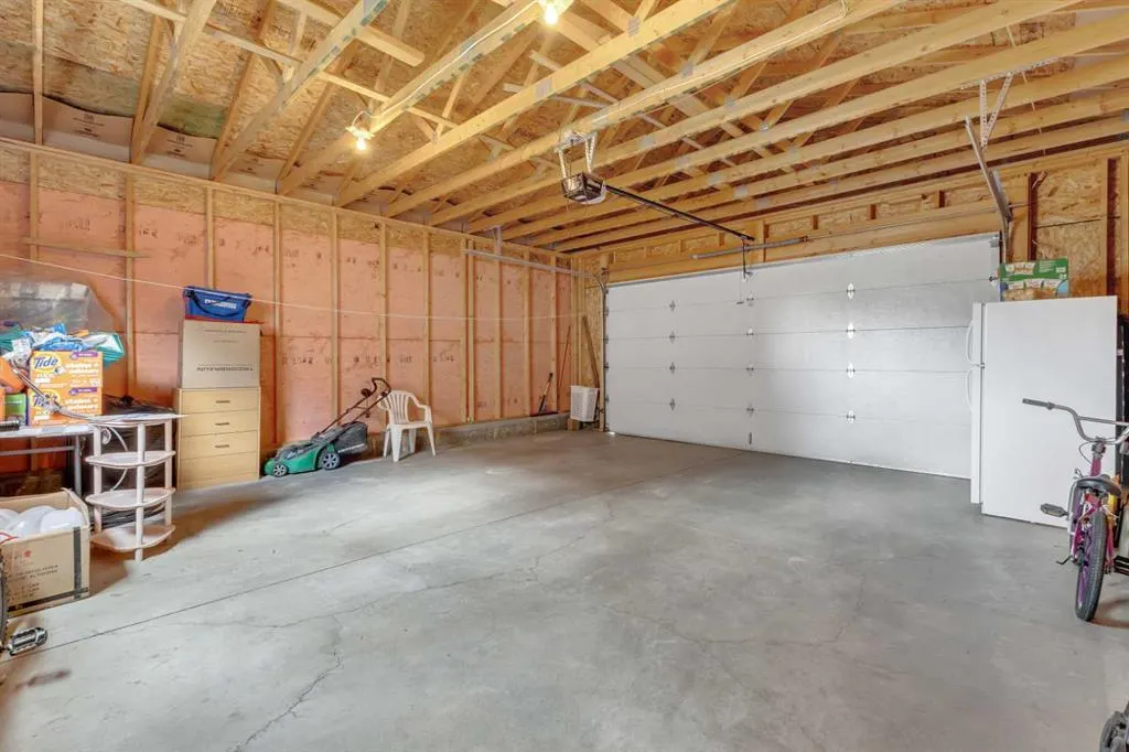 306 Skyview Ranch Road NE