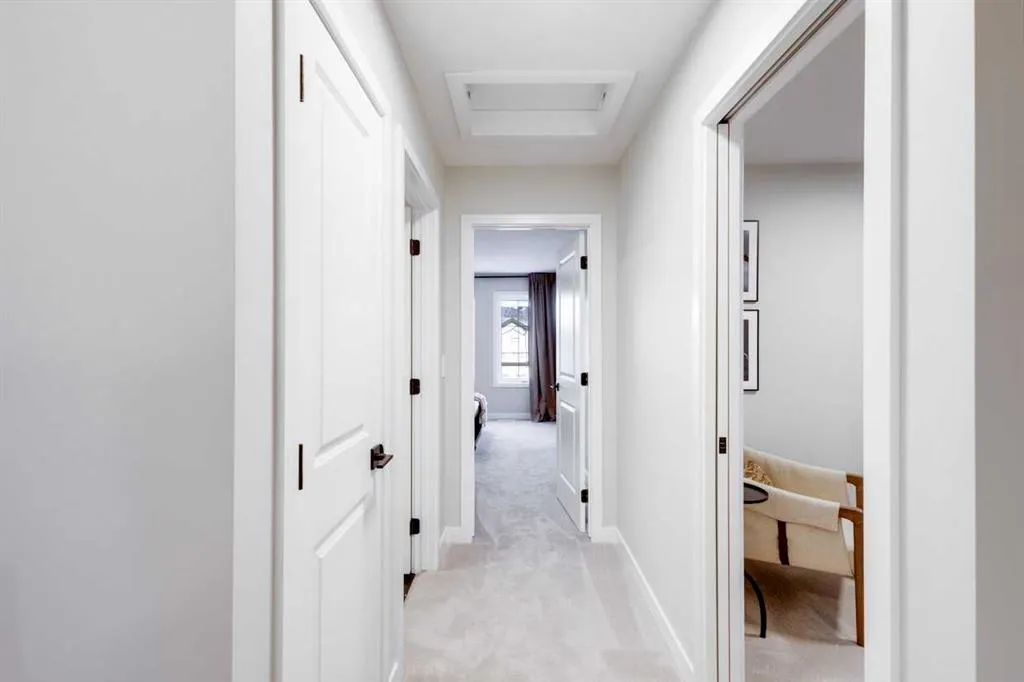 112 Sundown Crescent