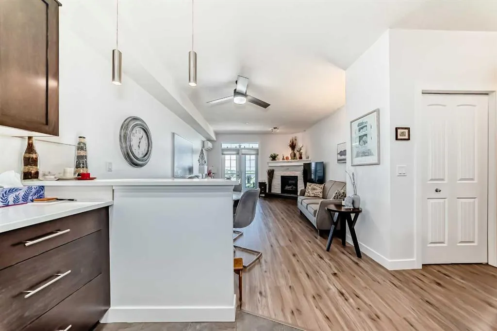 1005A Westmount Drive, #213