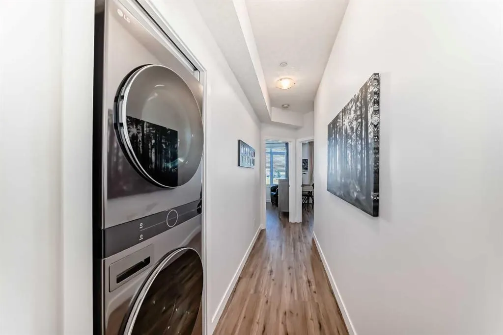 1005A Westmount Drive, #213