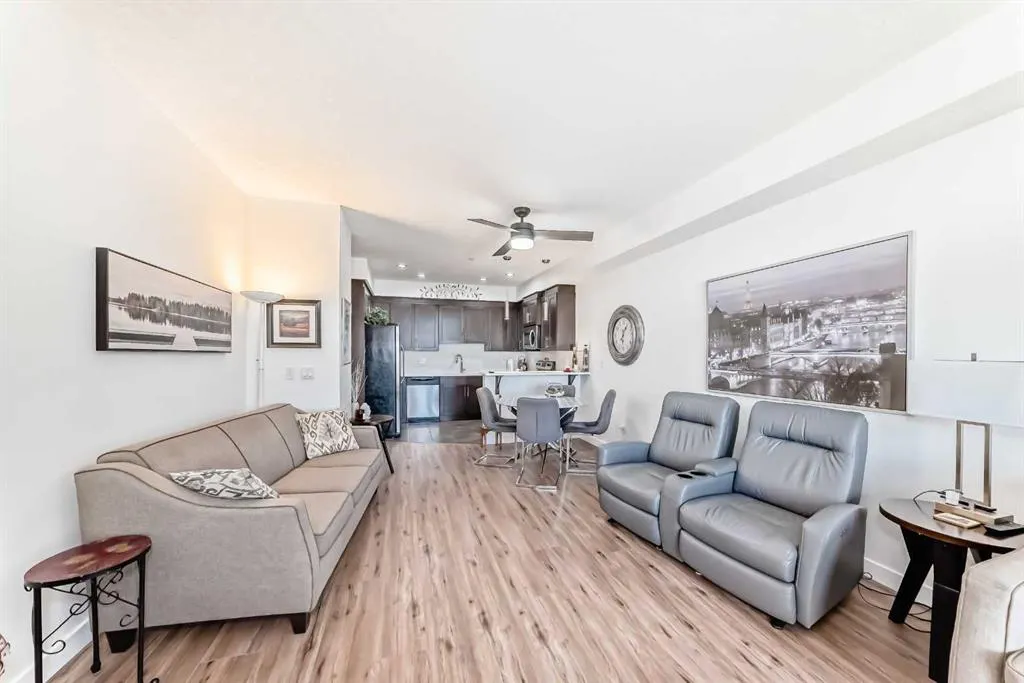 1005A Westmount Drive, #213