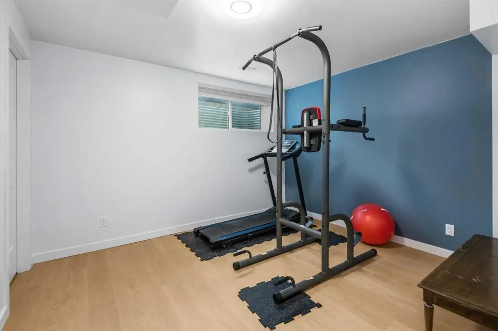1251 New Brighton Park SE
