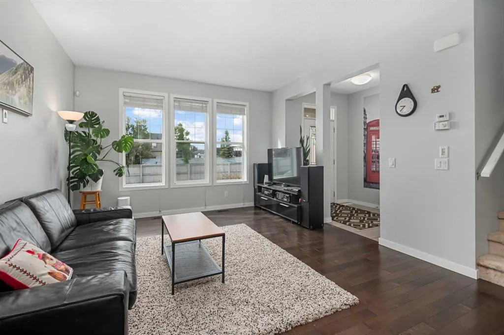 1251 New Brighton Park SE