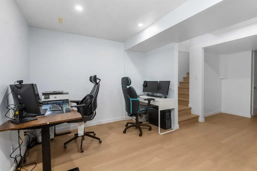 1251 New Brighton Park SE