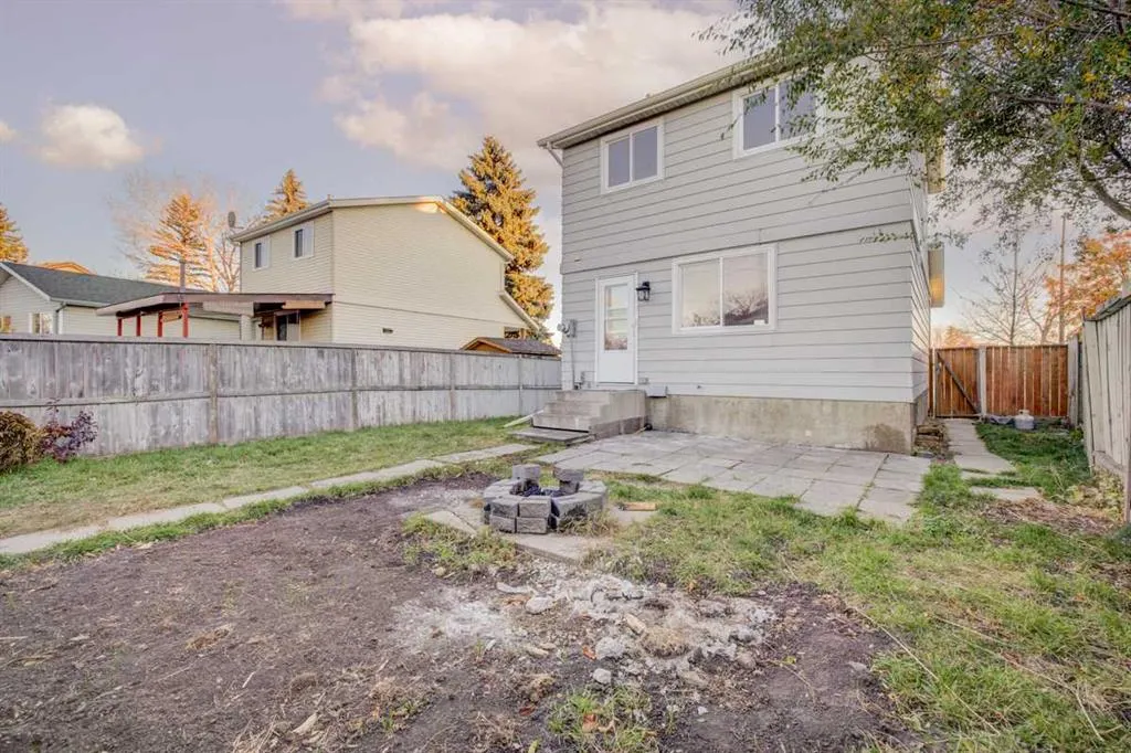 171 Erin Woods Drive SE