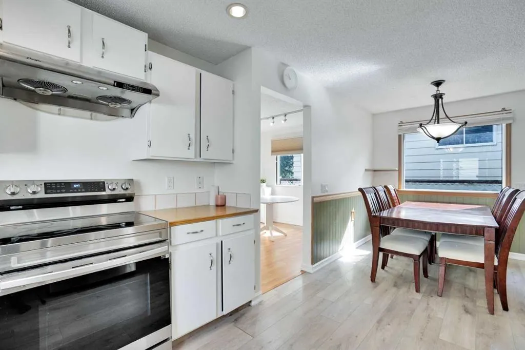 18 Erin Ridge Road SE