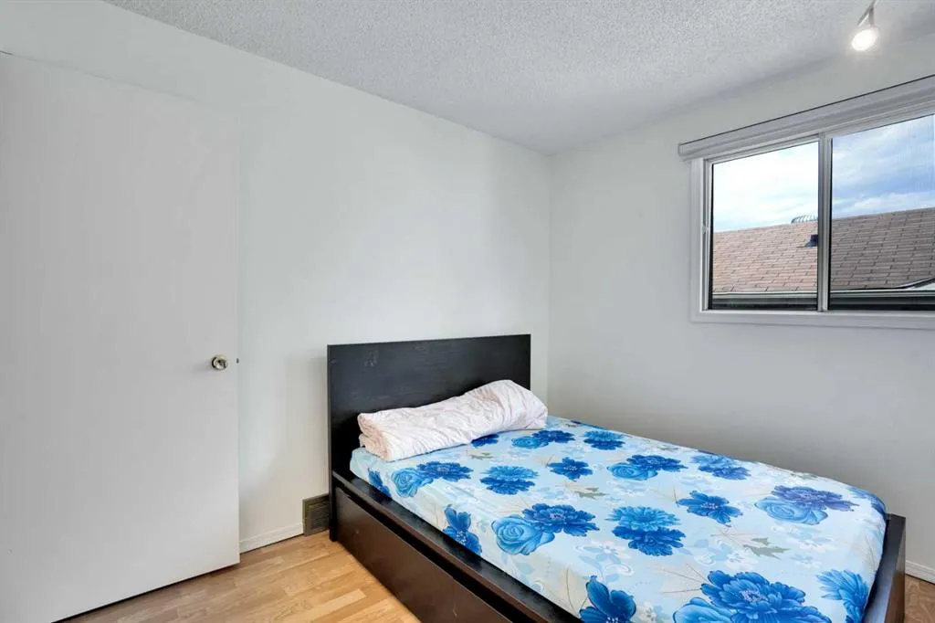 18 Erin Ridge Road SE