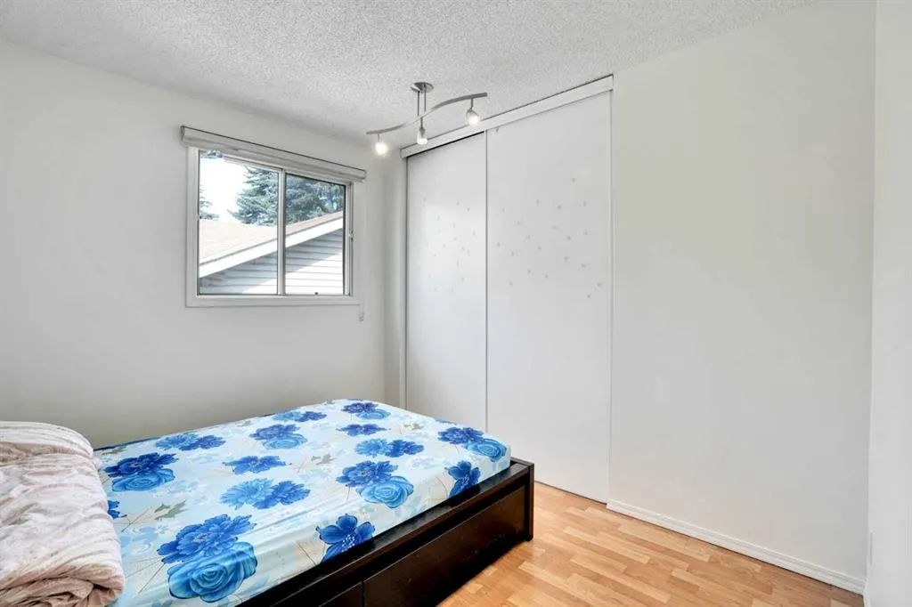 18 Erin Ridge Road SE