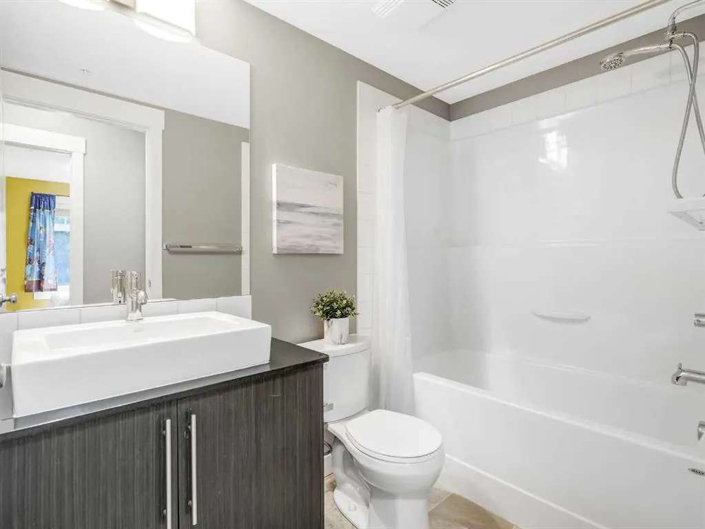 155 Skyview Ranch Way NE, #4111