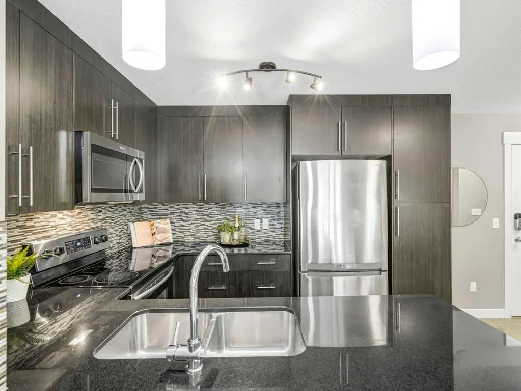 155 Skyview Ranch Way NE, #4111