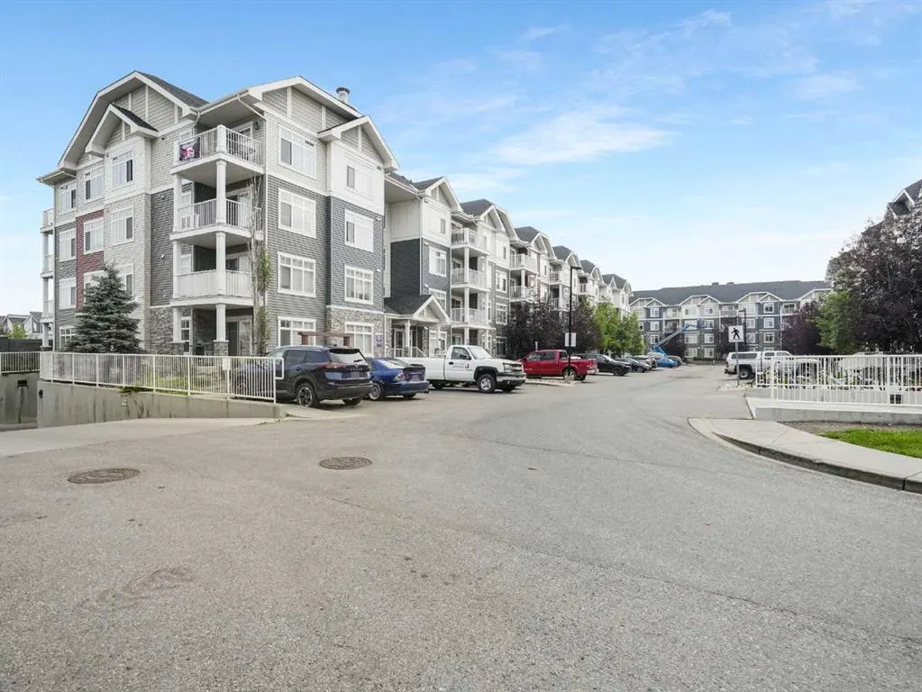 155 Skyview Ranch Way NE, #4111