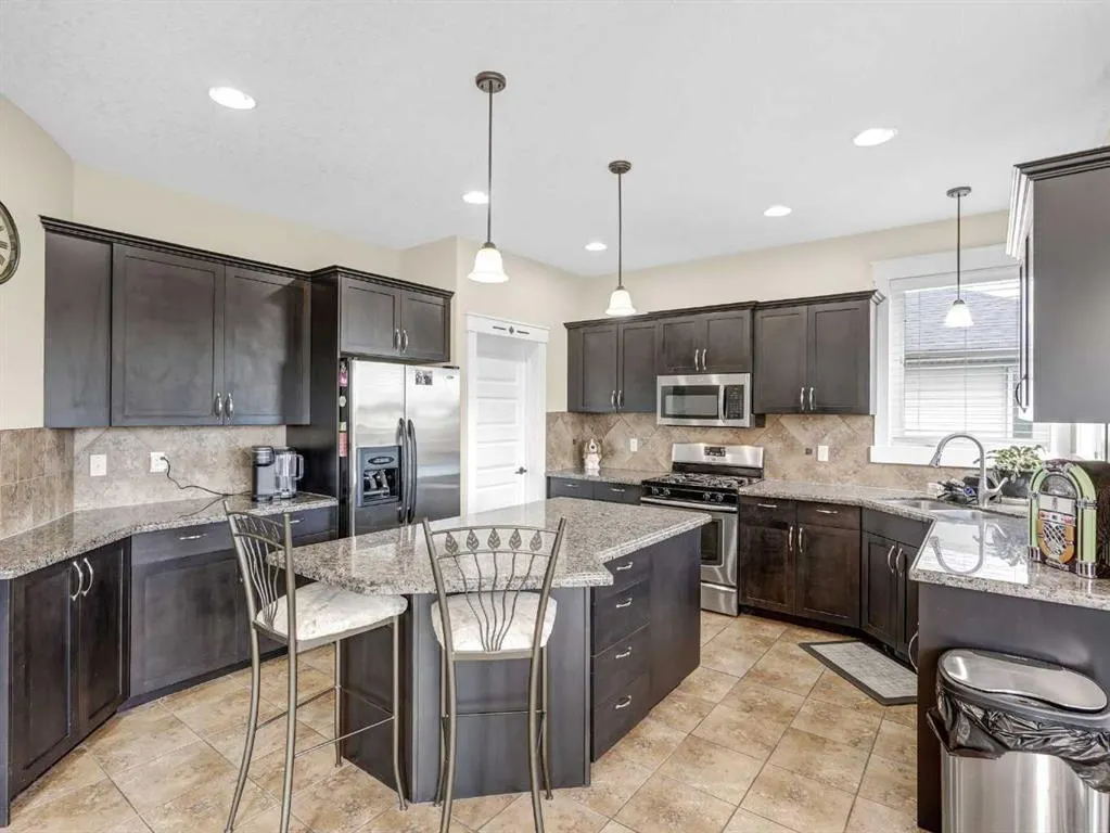 182 Strathmore Lakes Bend