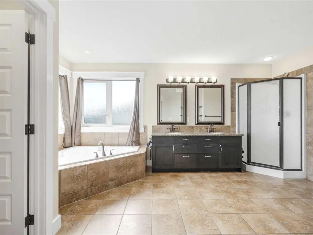 182 Strathmore Lakes Bend