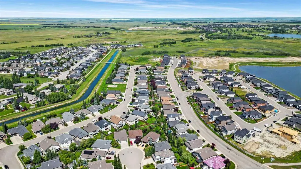 182 Strathmore Lakes Bend