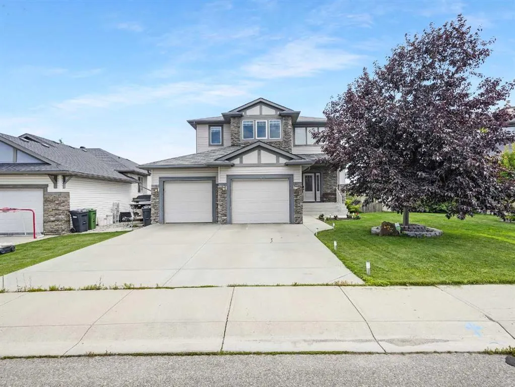 182 Strathmore Lakes Bend