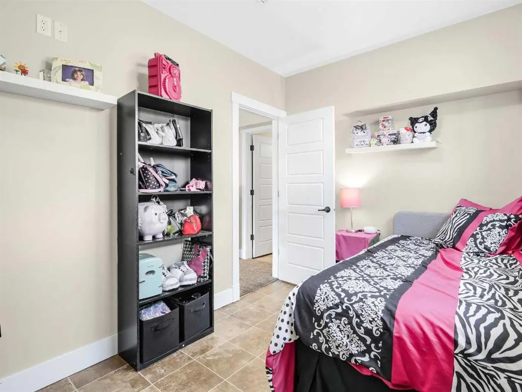 182 Strathmore Lakes Bend