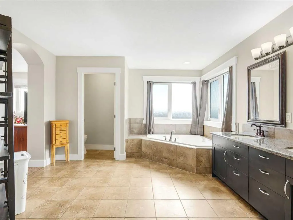 182 Strathmore Lakes Bend