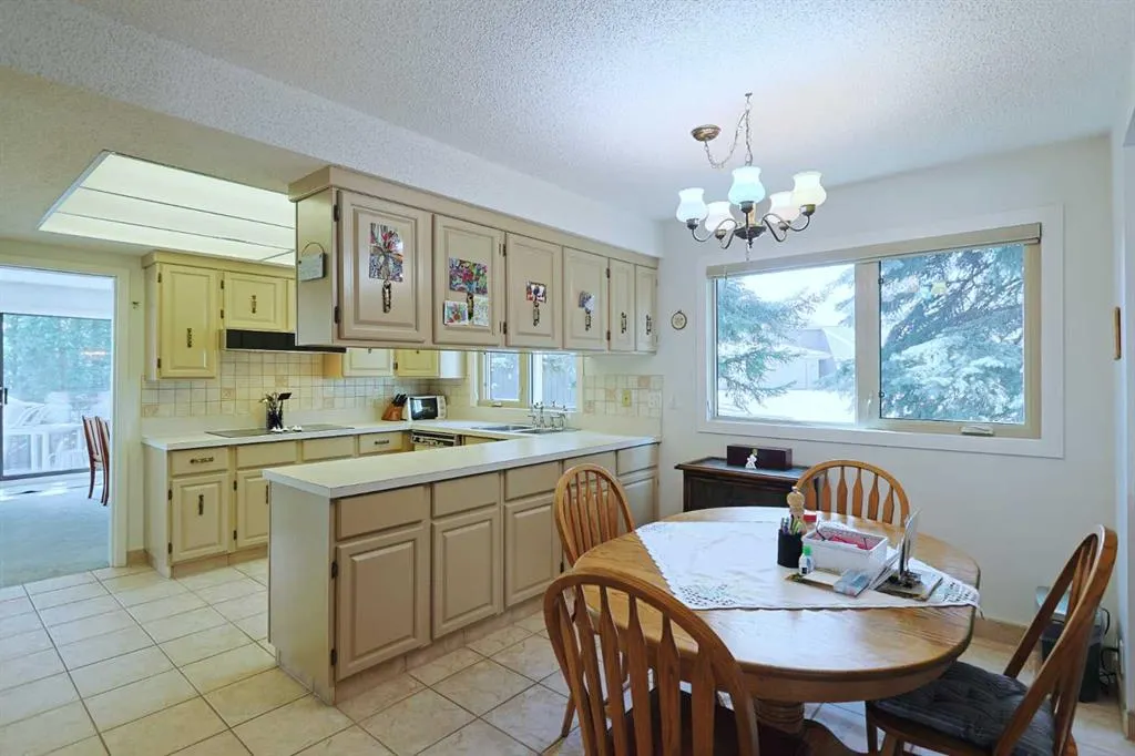 1901 Varsity Estates Drive NW, #18