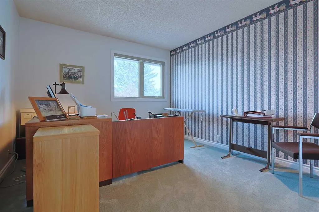 1901 Varsity Estates Drive NW, #18