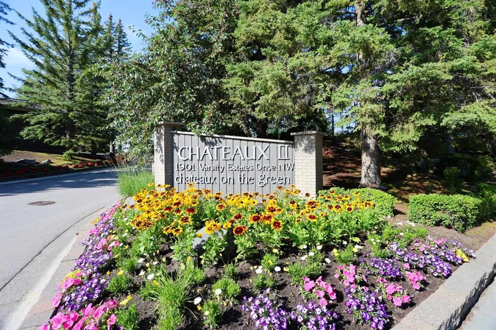 1901 Varsity Estates Drive NW, #18