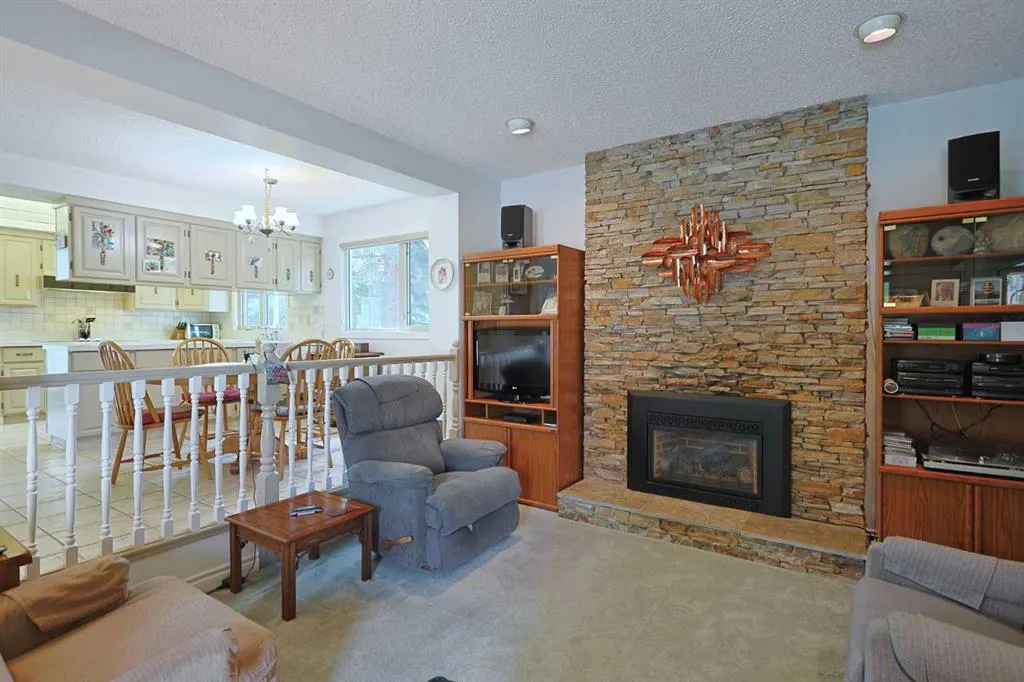 1901 Varsity Estates Drive NW, #18