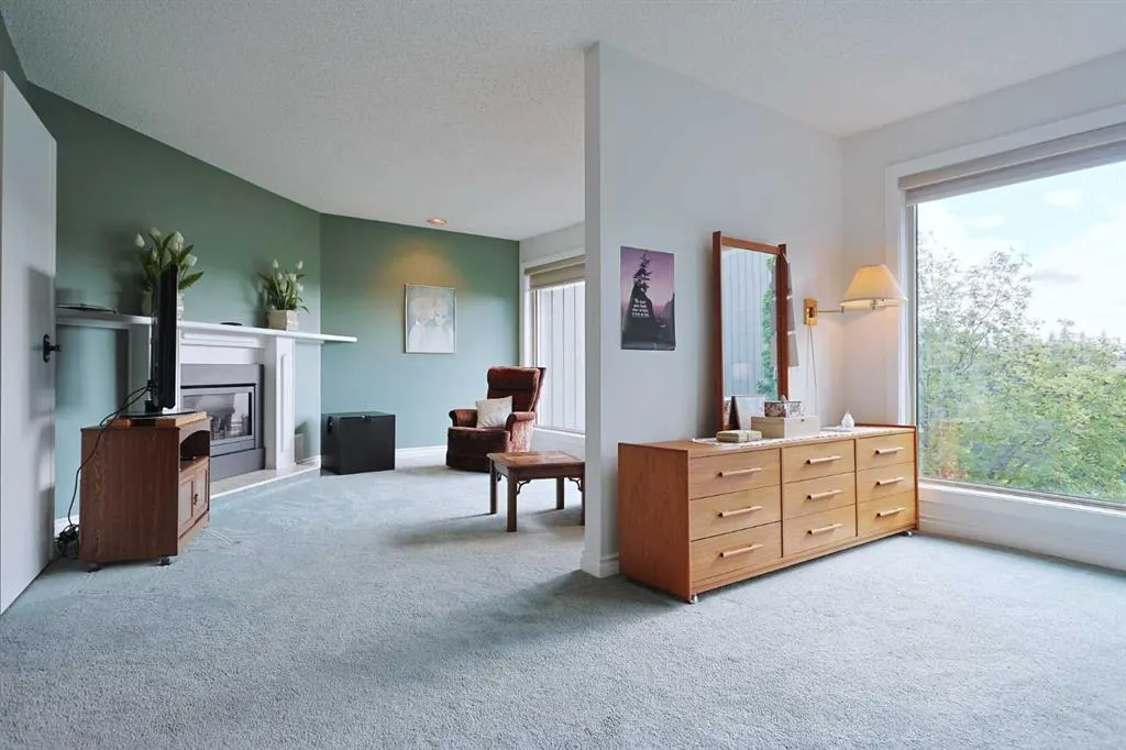 1901 Varsity Estates Drive NW, #18